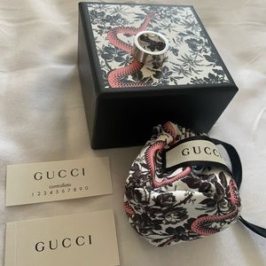 Authentic sterling silver Gucci ring size 5.5 $245+tax